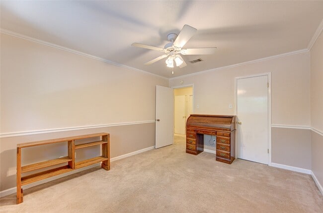 Photo - 824 Wax Myrtle Ln