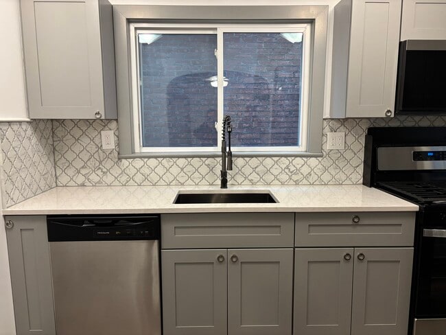 Photo - 1132 Northampton St Unit 1st Floor