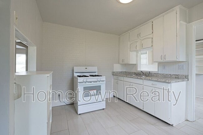 Photo - 2805 N Shady Nook Way