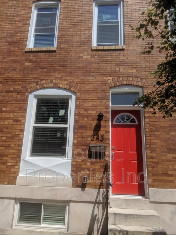 Building Photo - 343 S Macon St.
