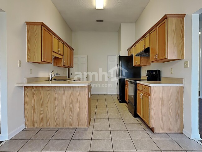 Photo - 1114 Green Fern Cv