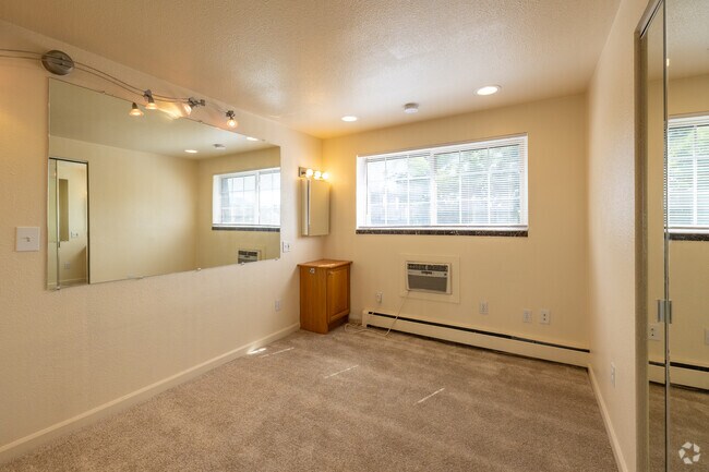 3BR, 2BA - 750SF - Bedroom