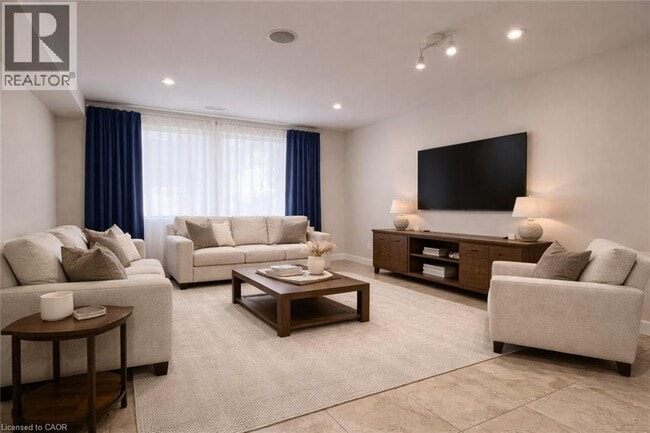 Photo - 264 Fischer-Hallman Rd