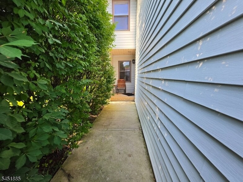 Photo - 155 Locust Ct