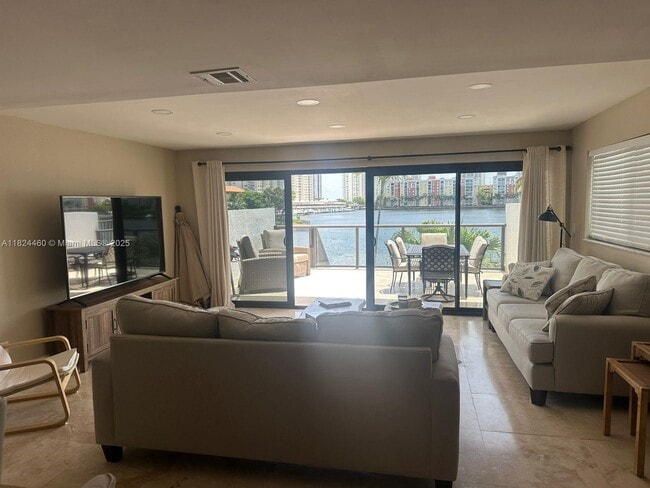 Photo - 4000 NE 168th St Unit 110A