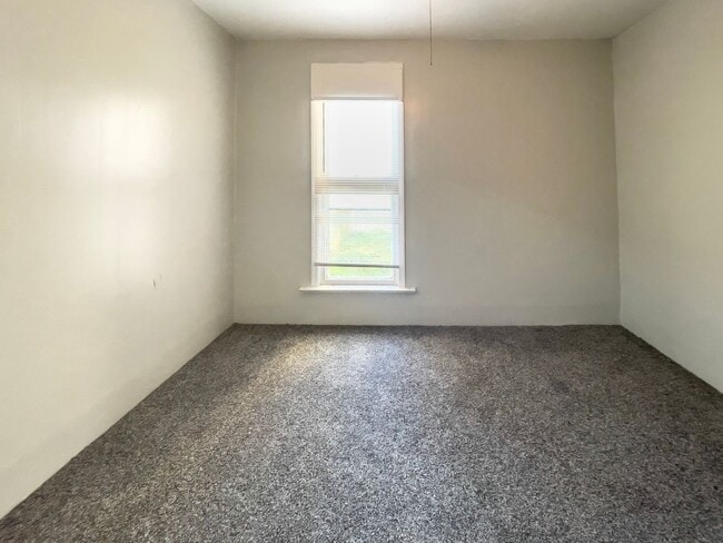 Photo - Downtown Home with fence and nice updates and clawfoot tub