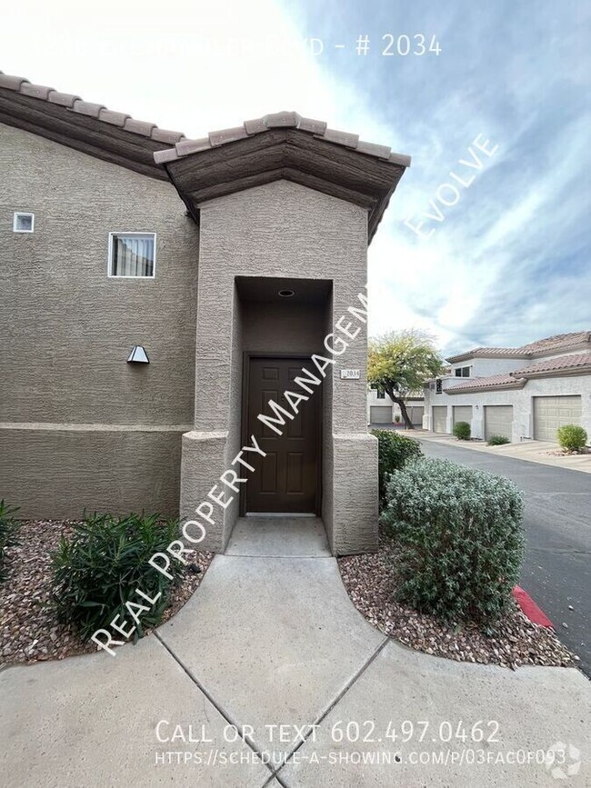 Building Photo - Awesome Phoenix Condo! Unit # 2034