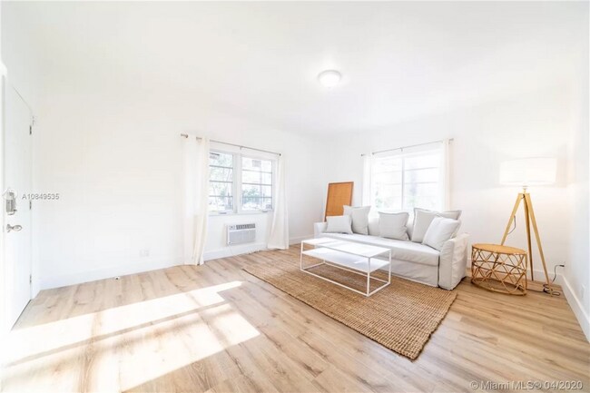 Photo - 245 79th St Unit 3