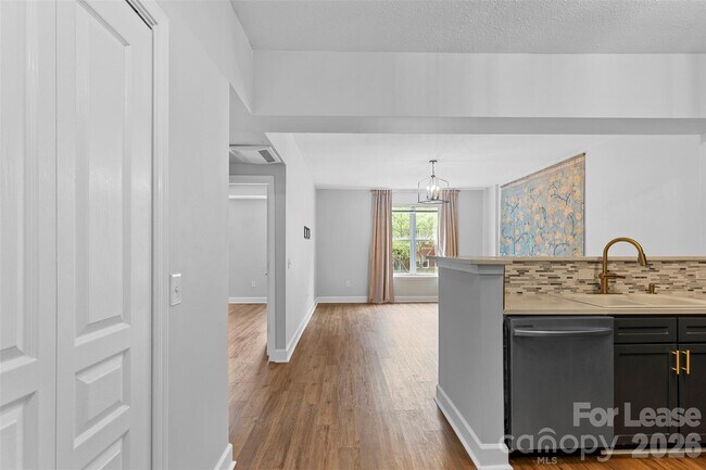 1315 East Blvd Unit 322