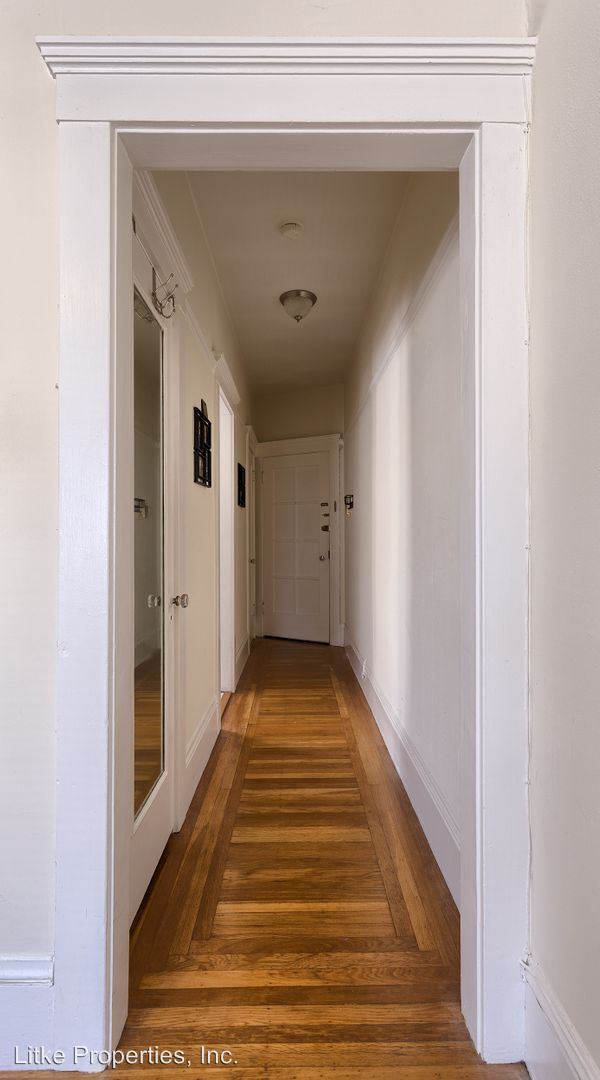 Photo - 2350 Van Ness Ave