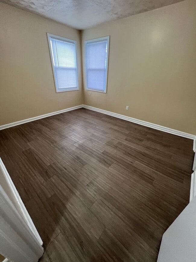 Photo - 3 Bed 1 Bath House with Large shop buildin...