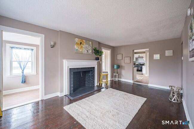 Photo - 73 Silver St