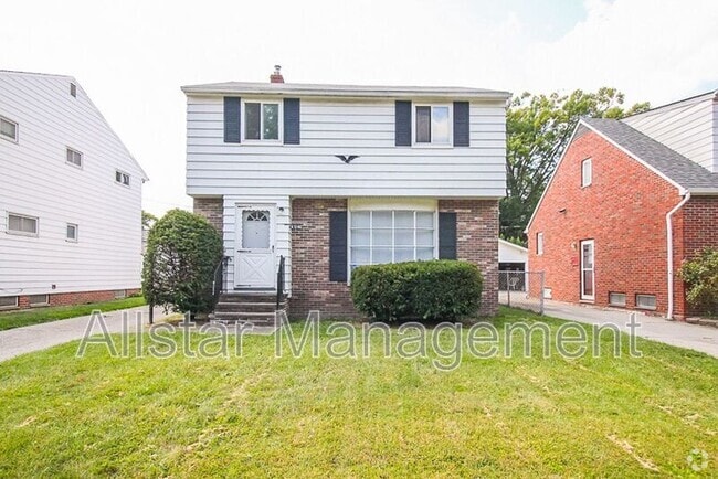 Building Photo - 404 E 215th St Rental