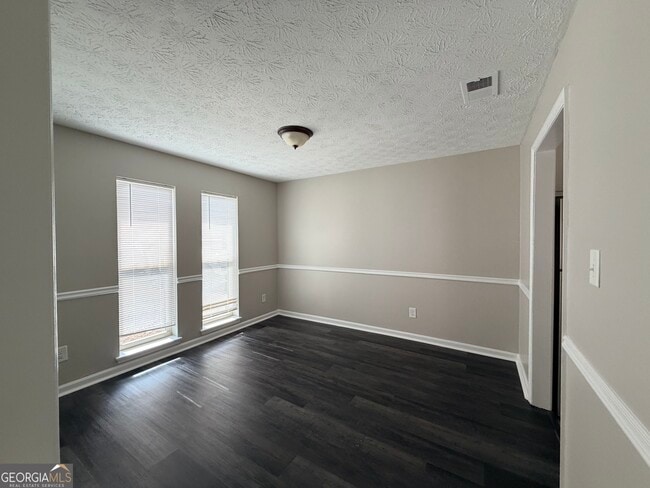 Photo - 1228 Maggie Ln SE