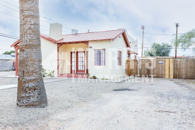 Photo - Adorable Private One Bedroom, One Bathroom...