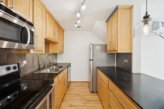 Photo - 4320 Cole Ave