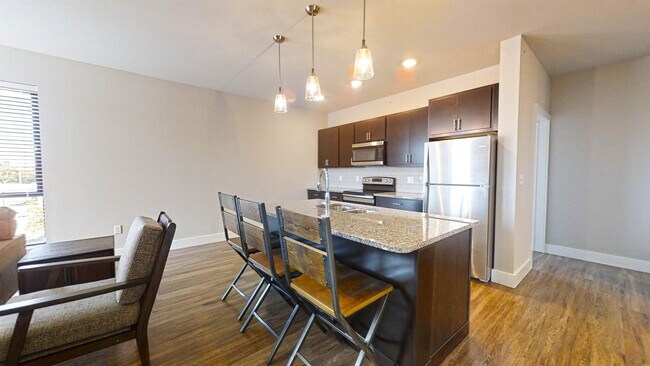 Photo - 32 E Green Street