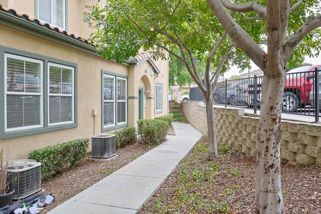Building Photo - 4477 Avenida Aquila