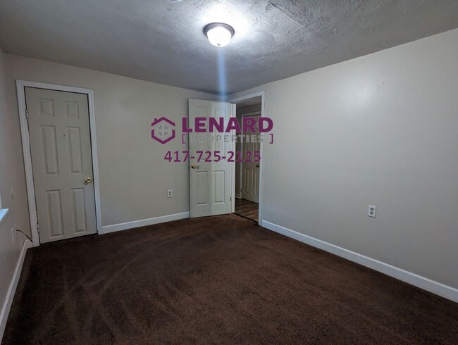 Photo - 2 Bedroom, 1 Bathroom Home!