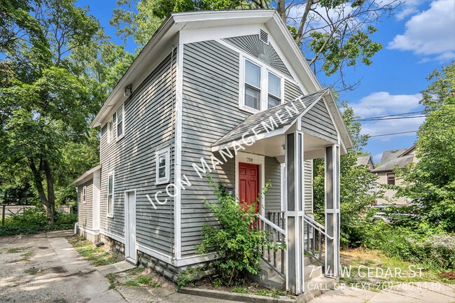 Photo - 714 W Cedar St