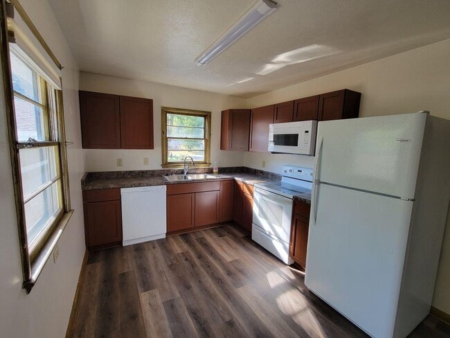 Photo - 1151 Elba Ave