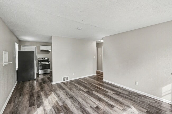 Photo - 7036 Bellefontaine Ave