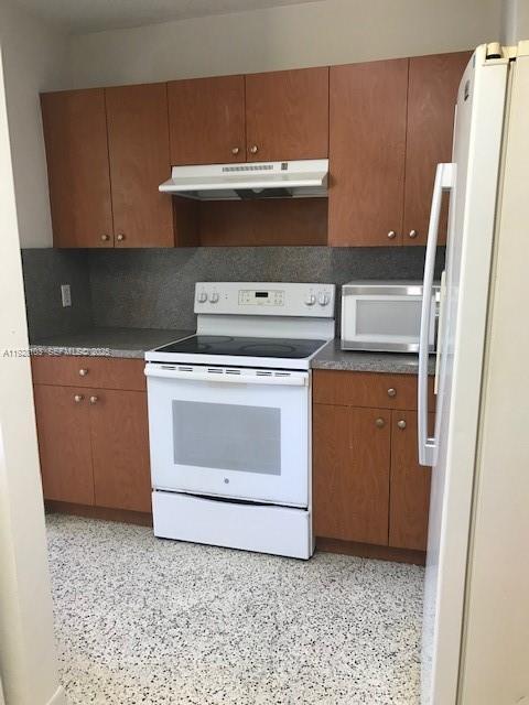 Photo - 270 NW 44th Ave Unit 270