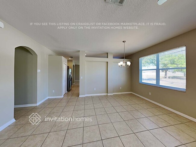 Photo - 1456 Delano Trent St