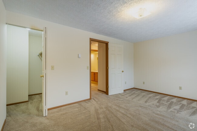 2BD 1BA w/Loft 864 - 972 sq. ft