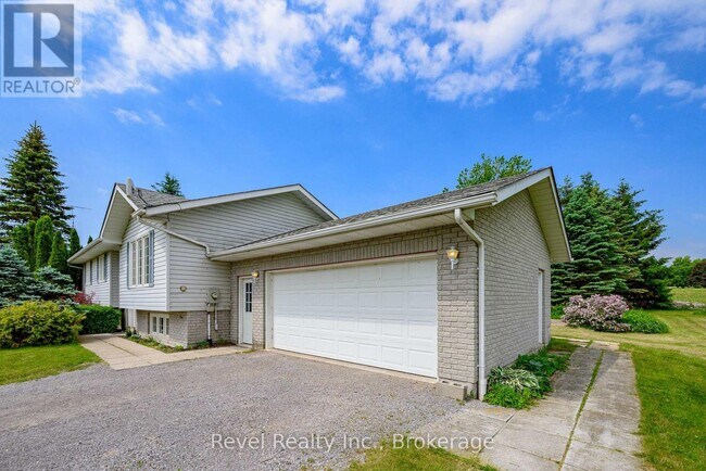 Photo - 137 O'Reilly Ln