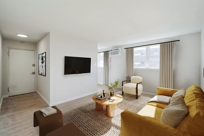 Photo - Summerdale Flats