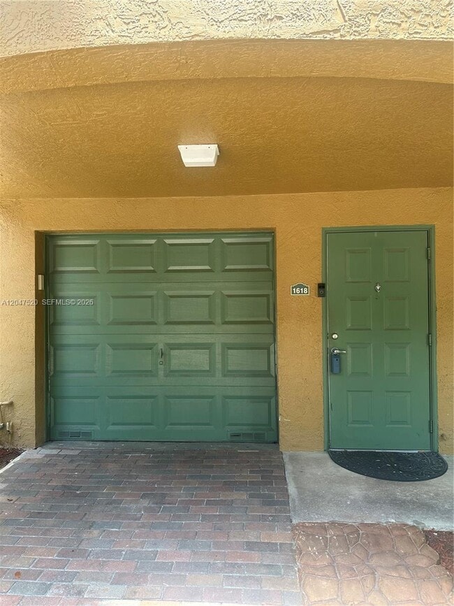 Photo - 2961 NE 185th St Unidad 1618