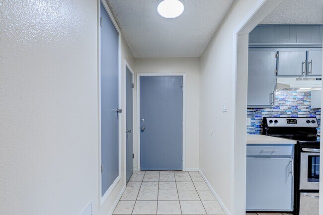 Photo - Beautiful 3 Bedroom 2 Bath Home