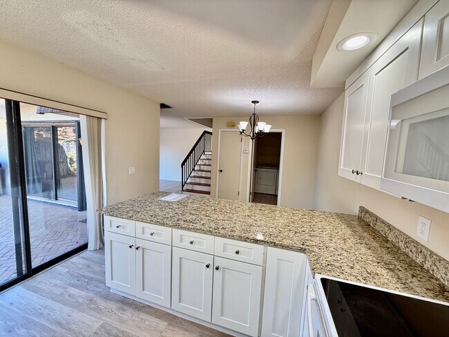 Photo - 1166 6th Ave Unidad 10B