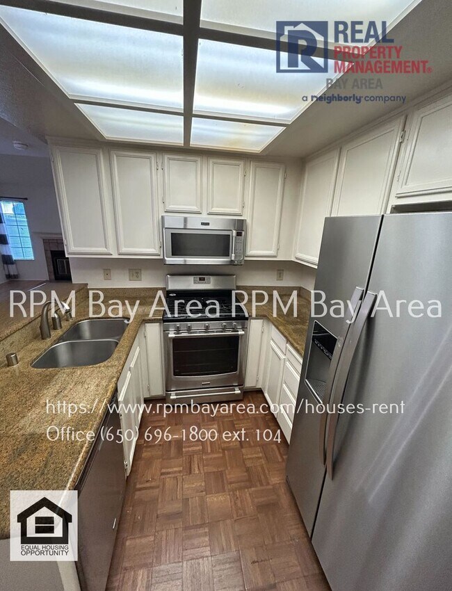 Photo - Bright and Airy 2BD 2.5 BTH Townhouse in Daly City
