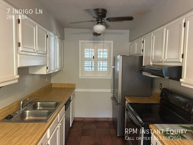 Photo - 7 Indigo Ln