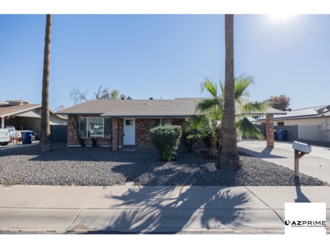 Photo - Furnished 3/2 Chandler House - Style, Space &amp; Outdoor Charm!