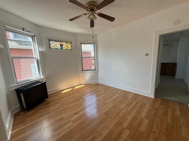 Building Photo - 81 Dayton St Rental