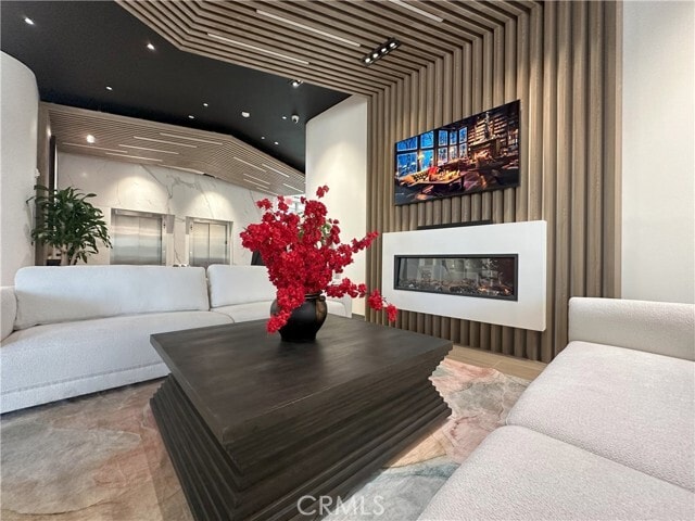 Photo - 101 E Valley Blvd Unidad 411