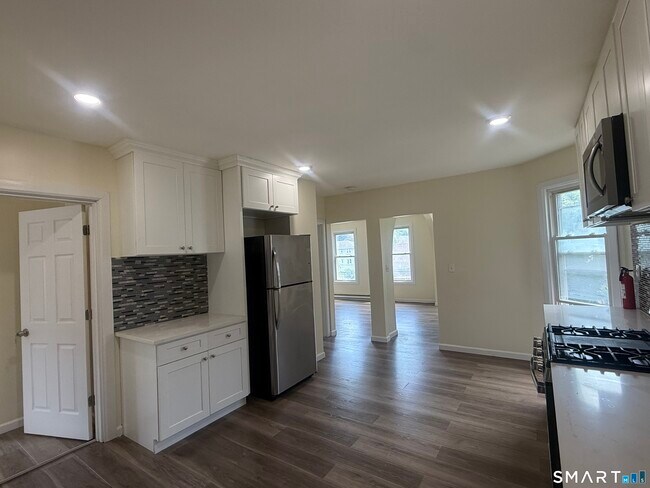 Photo - 60 Pardee St