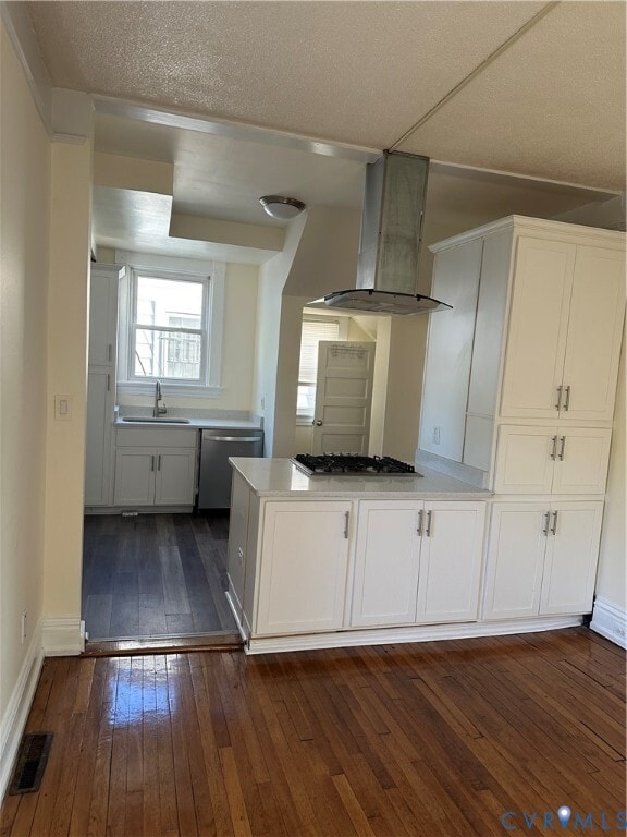 Photo - 3 E Blake Ln