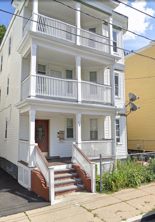 Building Photo - 36 Irma St Unit 1