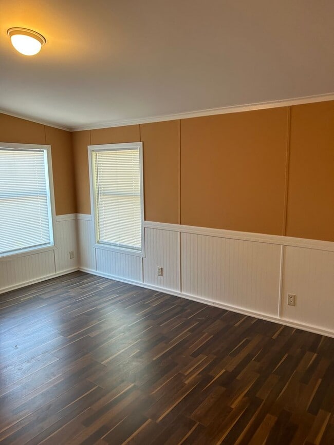 Photo - Spacious 4-Bedroom/2-Bath Mobile Home-Great Location!  Minutes to Eglin Air Force Base