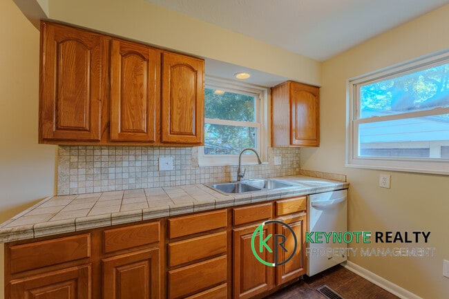 Photo - 1840 Culver Ave