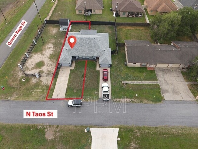 Photo - 101 S Taos Blvd Unit B