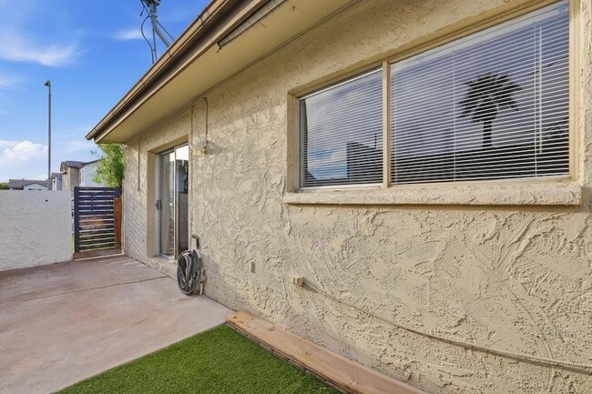 Photo - 3039 N 38th St