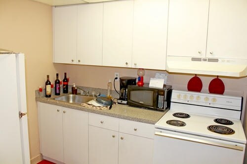 Kitchen - Milano Apartments