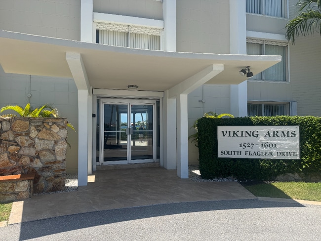 Photo - 1527 S Flagler Dr
