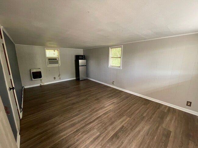 Photo - 721 US-62 Unit C