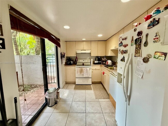 Photo - 8331 SW 157th Ave Unit 405